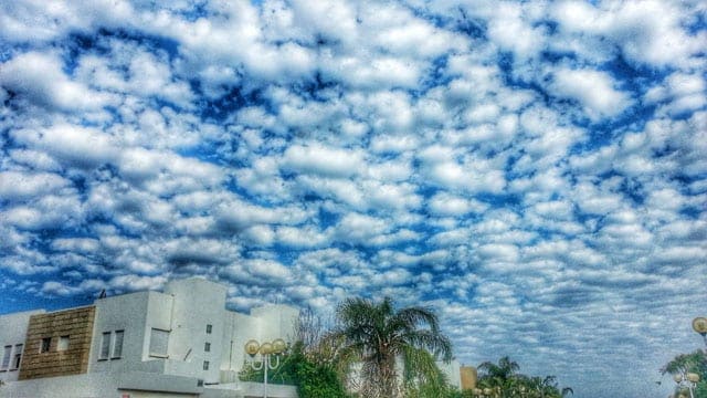 מגזין אמנות. תערוכת צילומי עננים-3