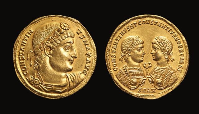 בתמונה: קונסטנטינוס..״הון שלטון״. מטבעות זהב רומיים מאוסף ויקטור אדה ב׳מוזיאון ישראל׳. צילום: אלי פוזנר