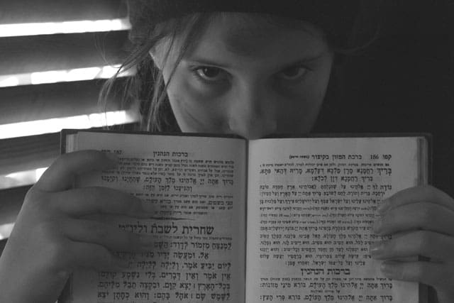 יום השואה 2018: צילום שרון סטאר. Efifo. מגזין אופנה ישראלי