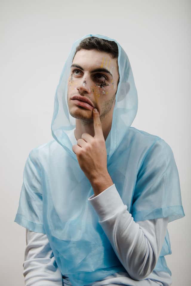 Efifo מגזין אופנה ישראלי, דוגמן: רום שמעוני, סוכנות: אלינור שחר - ניהול אישי, צילום: תום ברטוב -5