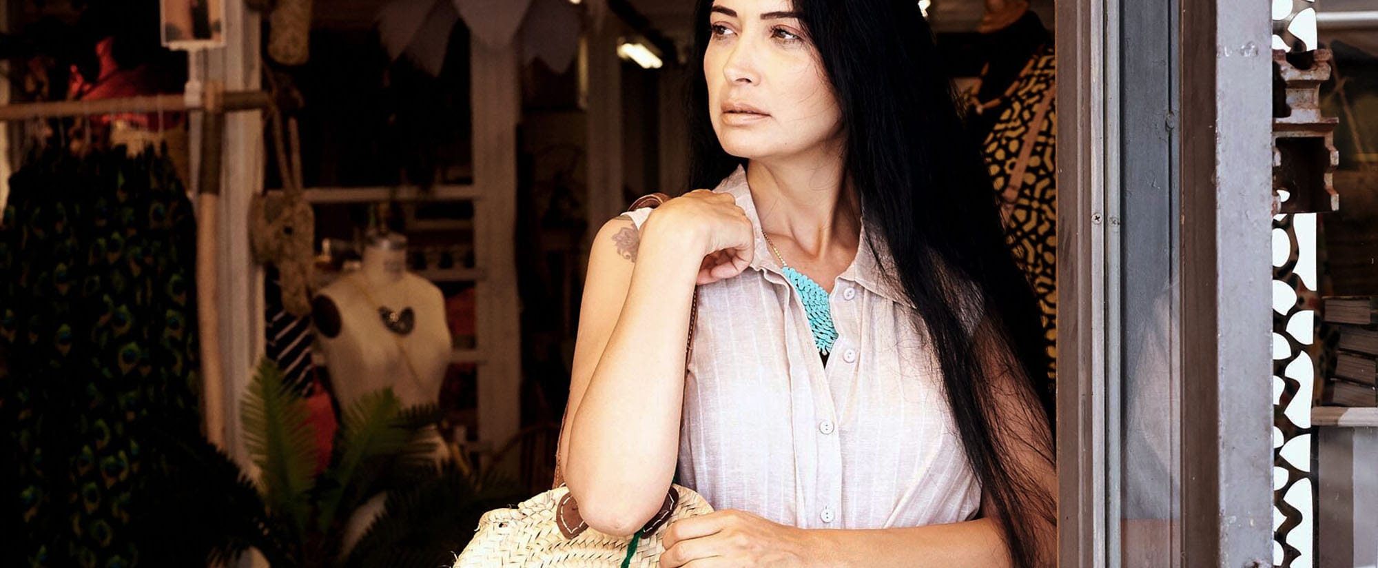 אופנה, מאיה אושרי כהן, שמלת יעלה אבן, סל יבוא אישי ממרוקו קרן שביט צילום kim kandler