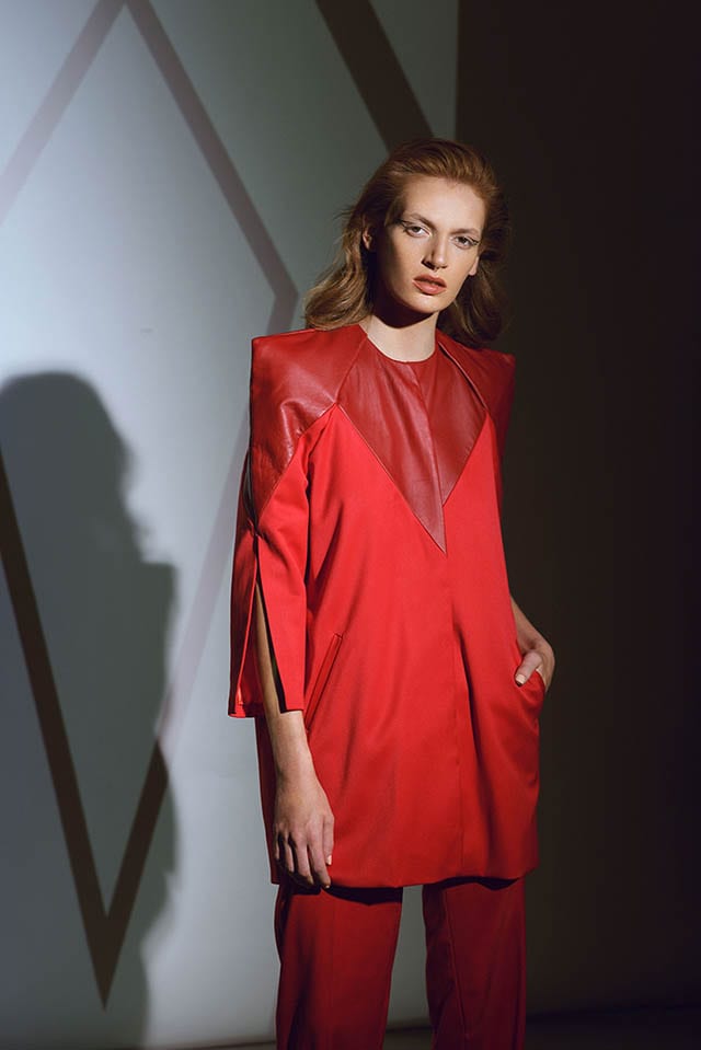 חליפה אדומה של המעצב: SHADY ABED   מחיר: 6,850 שקל. צילום: יח״צ -1