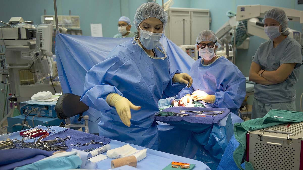 האיגוד הישראלי לכירורגיה פלסטית חדר ניתוח_ניתוחים פלסטיים