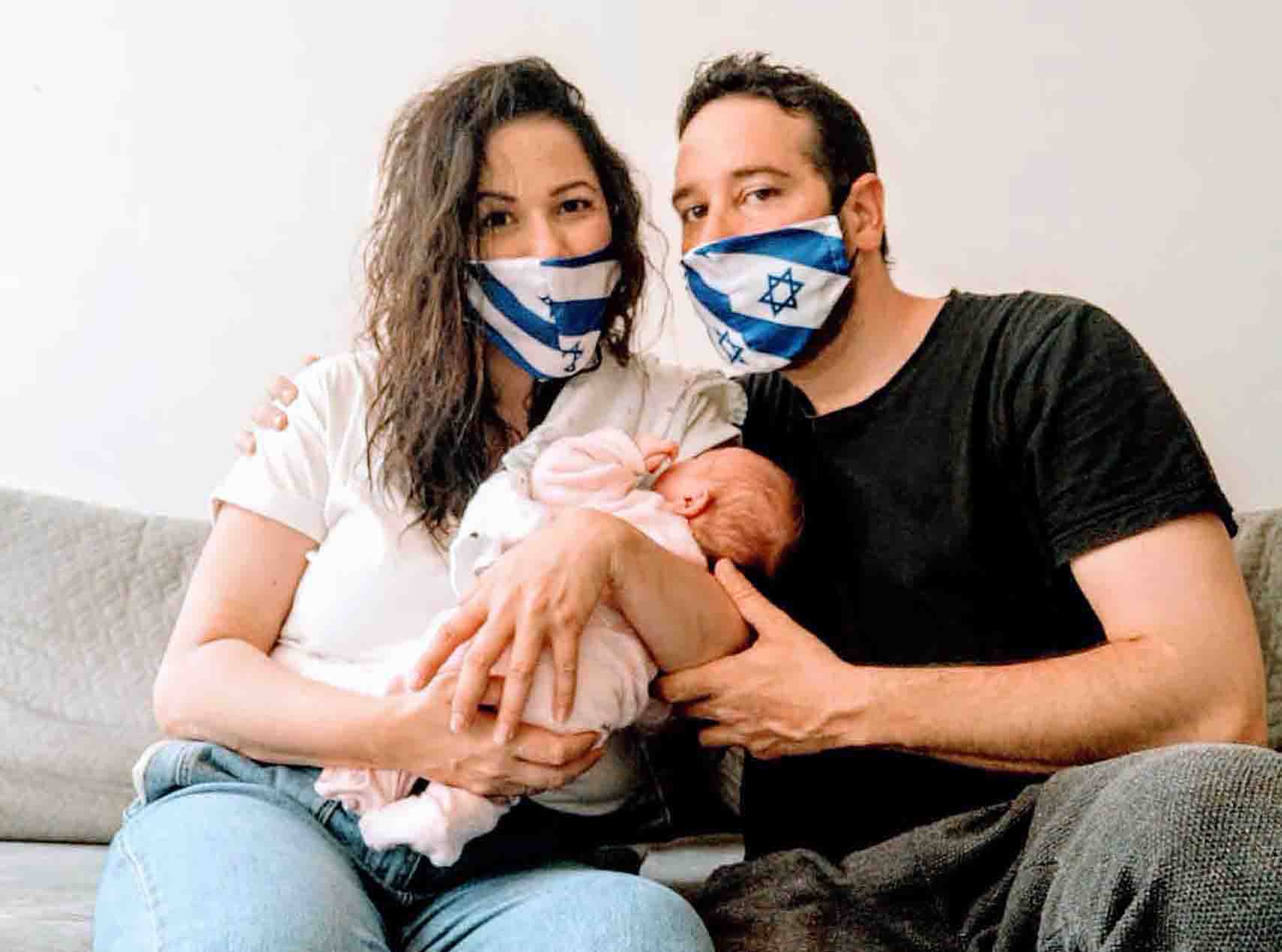 רלי לוי ובעלה אלדד זעירא_מגזין אופנה_ישראל 2020
