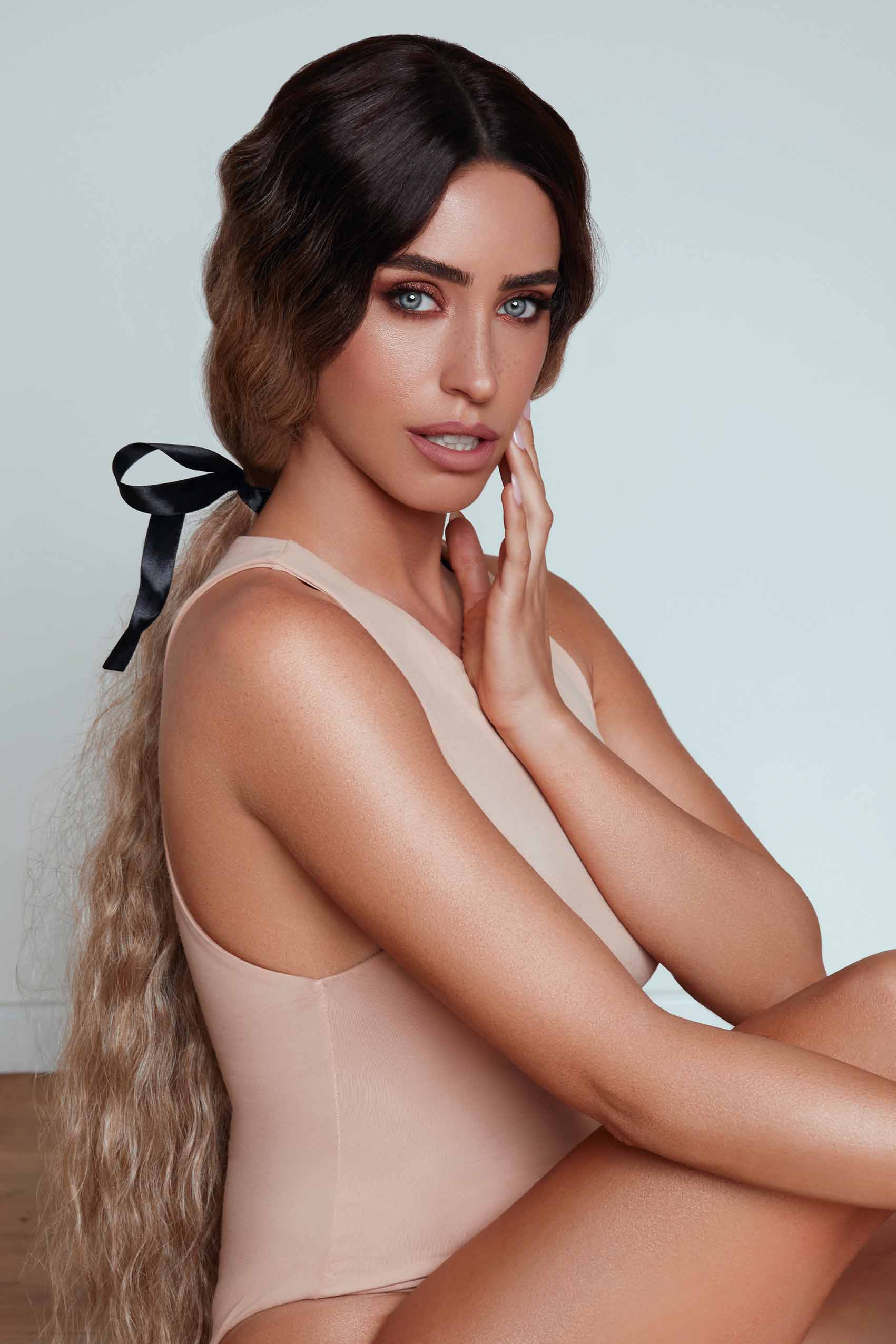 צילום: shay kahzam, איפור: yael mesika, דוגמנית: bar perez, שיער: shayhel difani - shayhal_difani, פאות: chani yanay - מגזין אופנה ישראלי -18