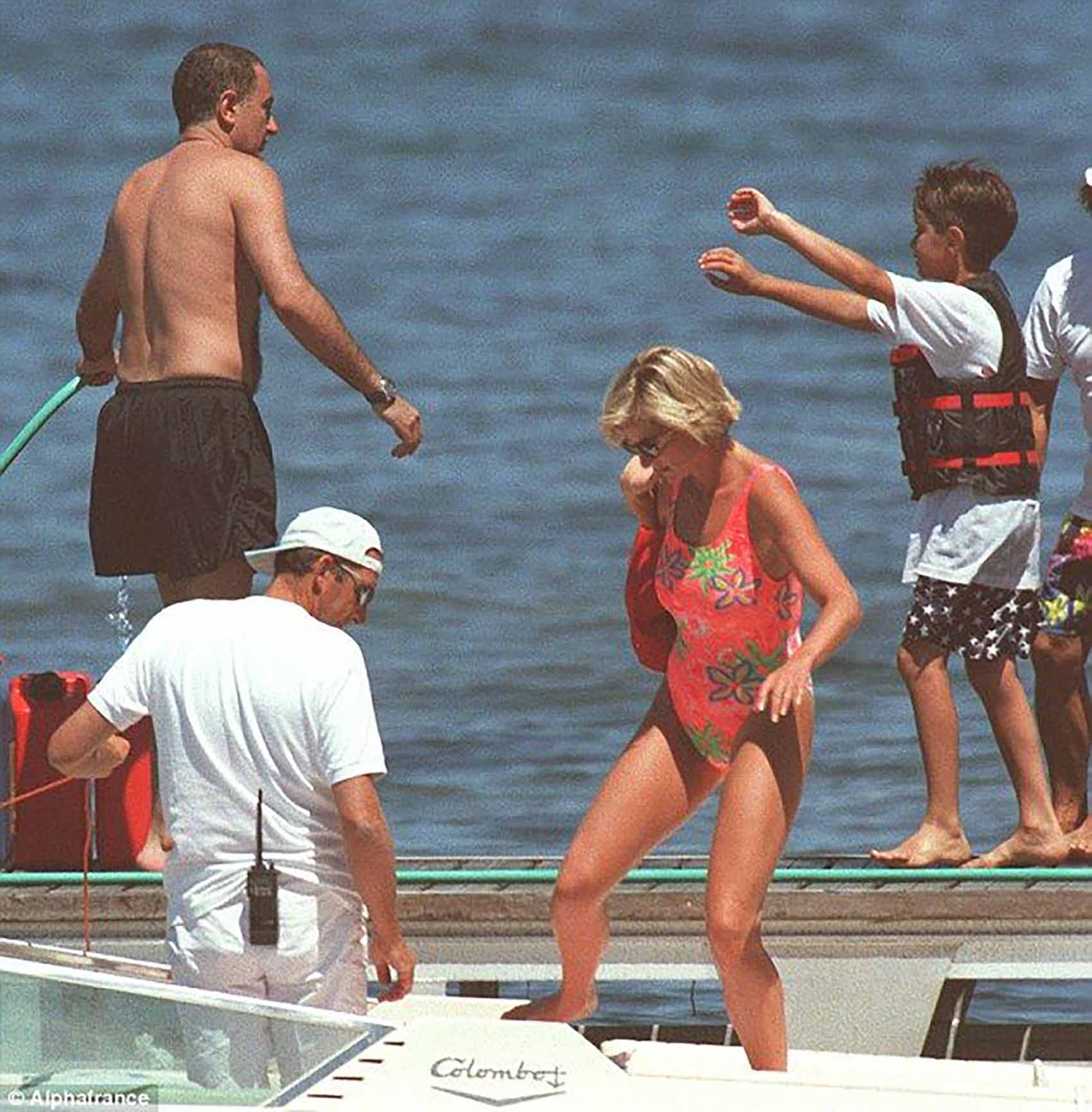 Princess Diana Photo_ Dodi and Diana on holiday, April, 1997
