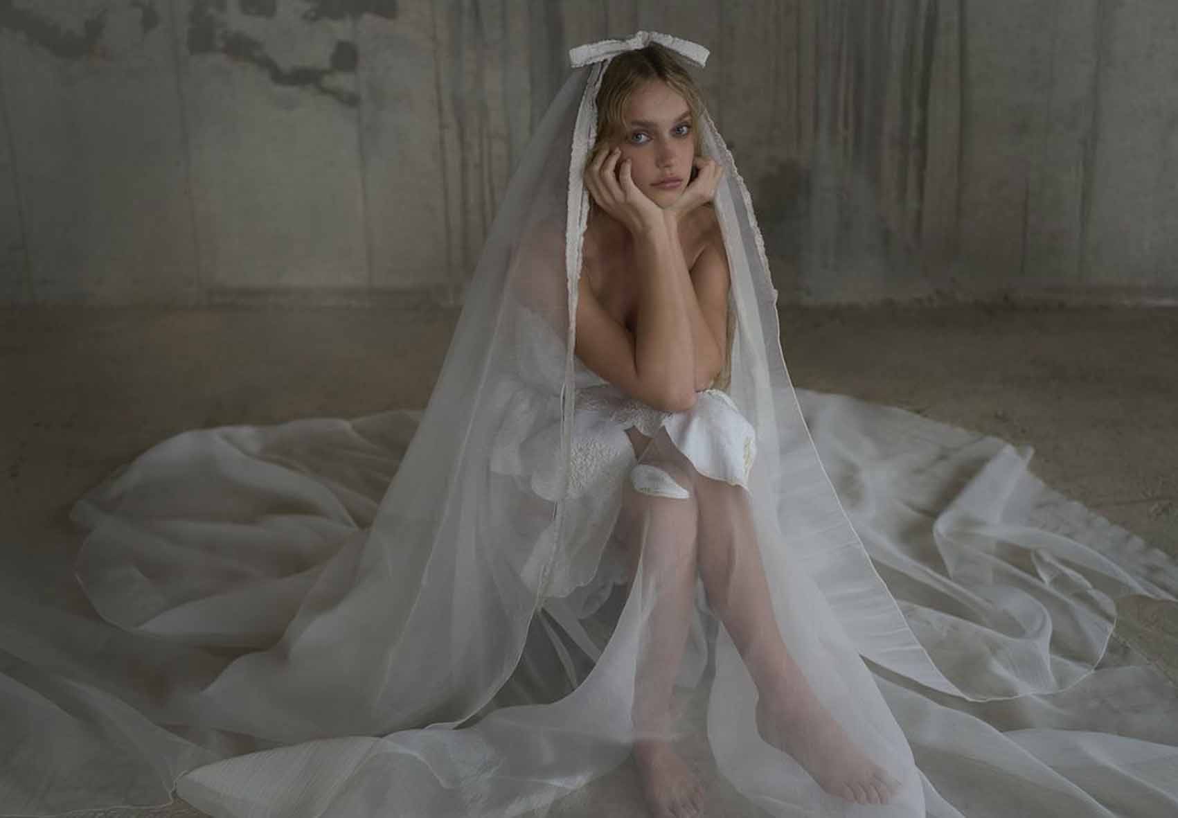 שמלת כלה של אוריה עזרן. צילום: עומרי לוי-7