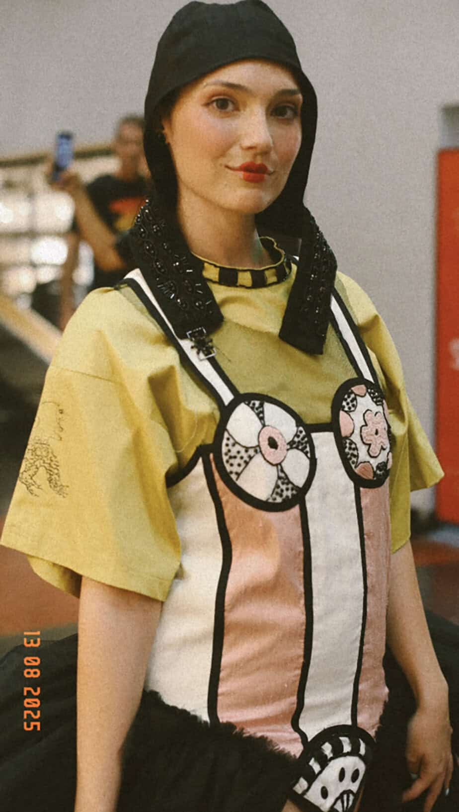 מגזין אופנה לנשים שנקר סימסטר א צילום מור אורן-1