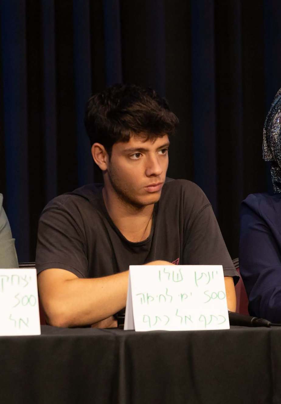 יונתן שלו. מתוךמסיבת העיתונאים של "קולאליציית ארגוני המשרתים". צילום: אלדר מור